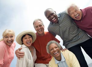 smiling group of senior citizens
