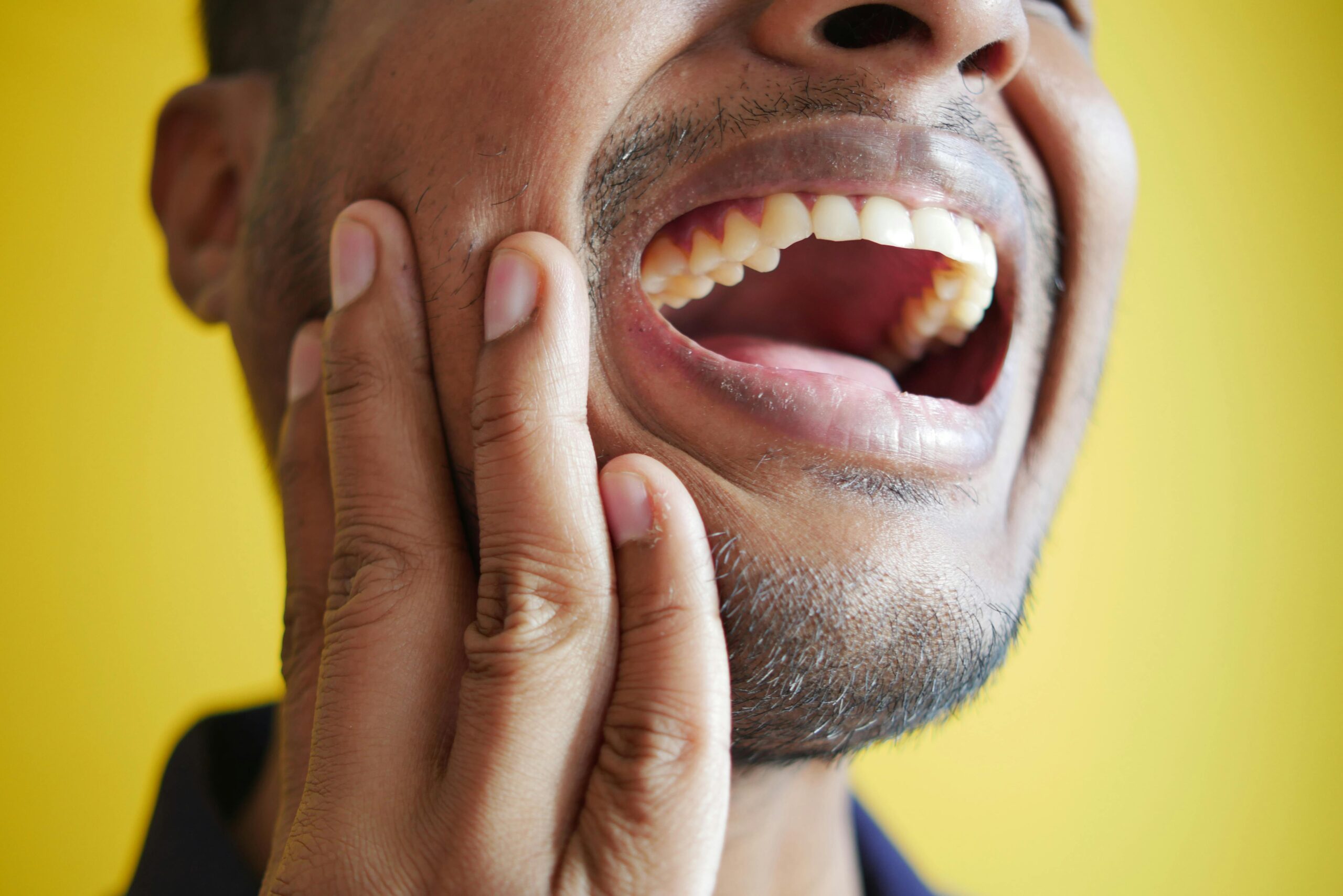 Featured image for “Tooth Pain That Won’t Quit Might Need an Emergency Root Canal”